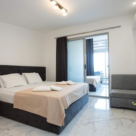 Avgerinos Apartments 波利克罗诺 外观 照片