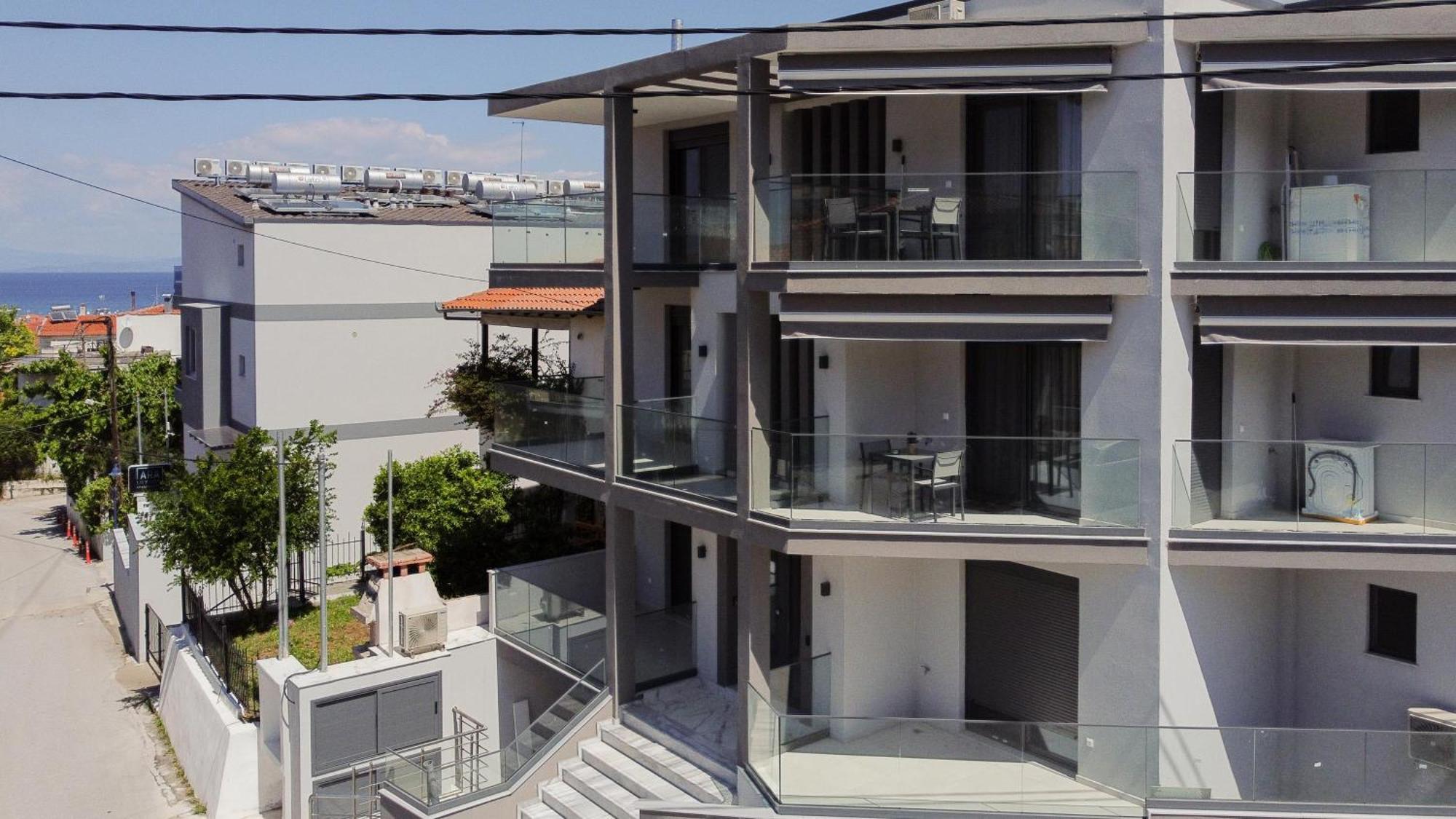 Avgerinos Apartments 波利克罗诺 外观 照片