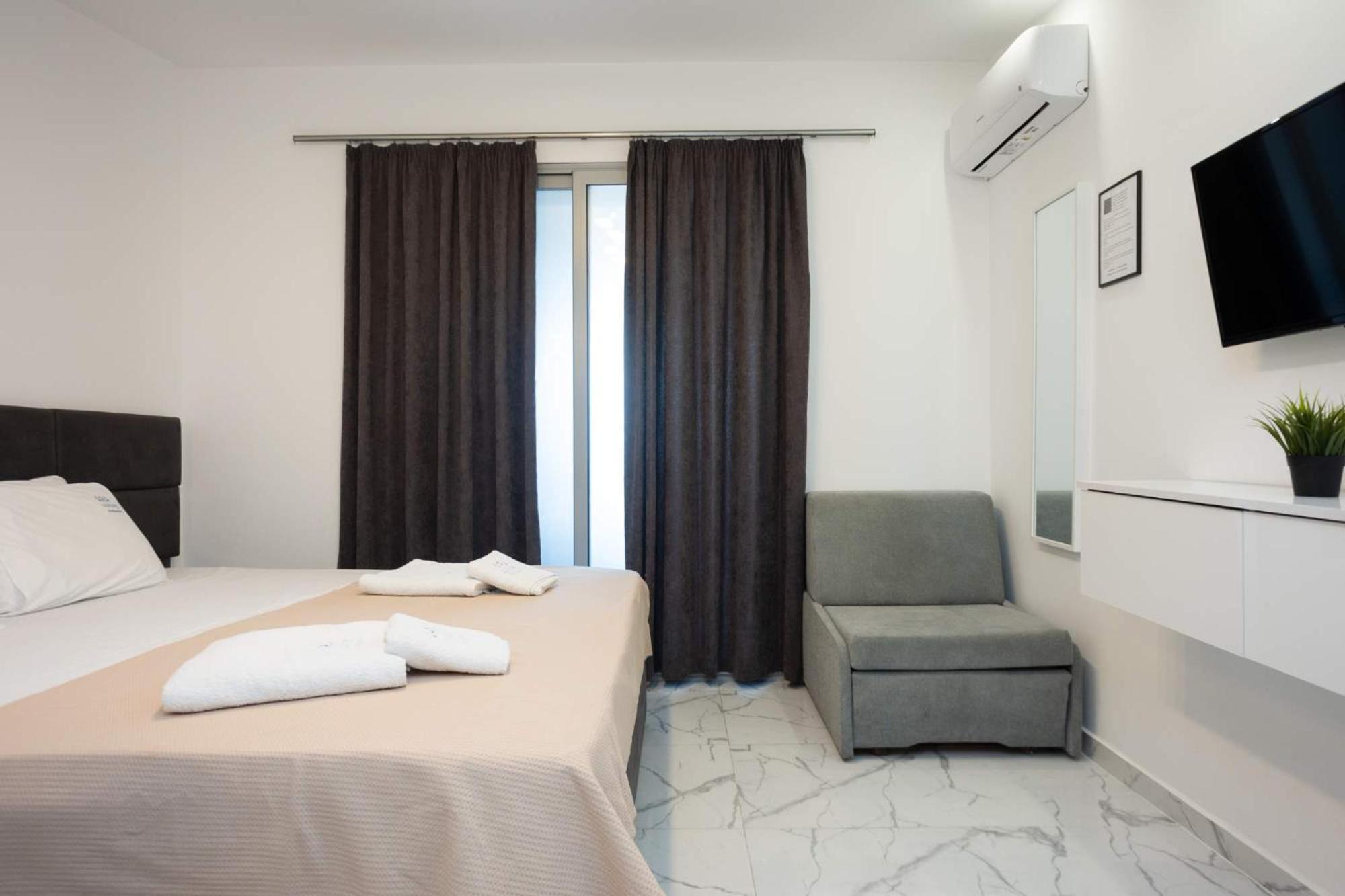 Avgerinos Apartments 波利克罗诺 外观 照片
