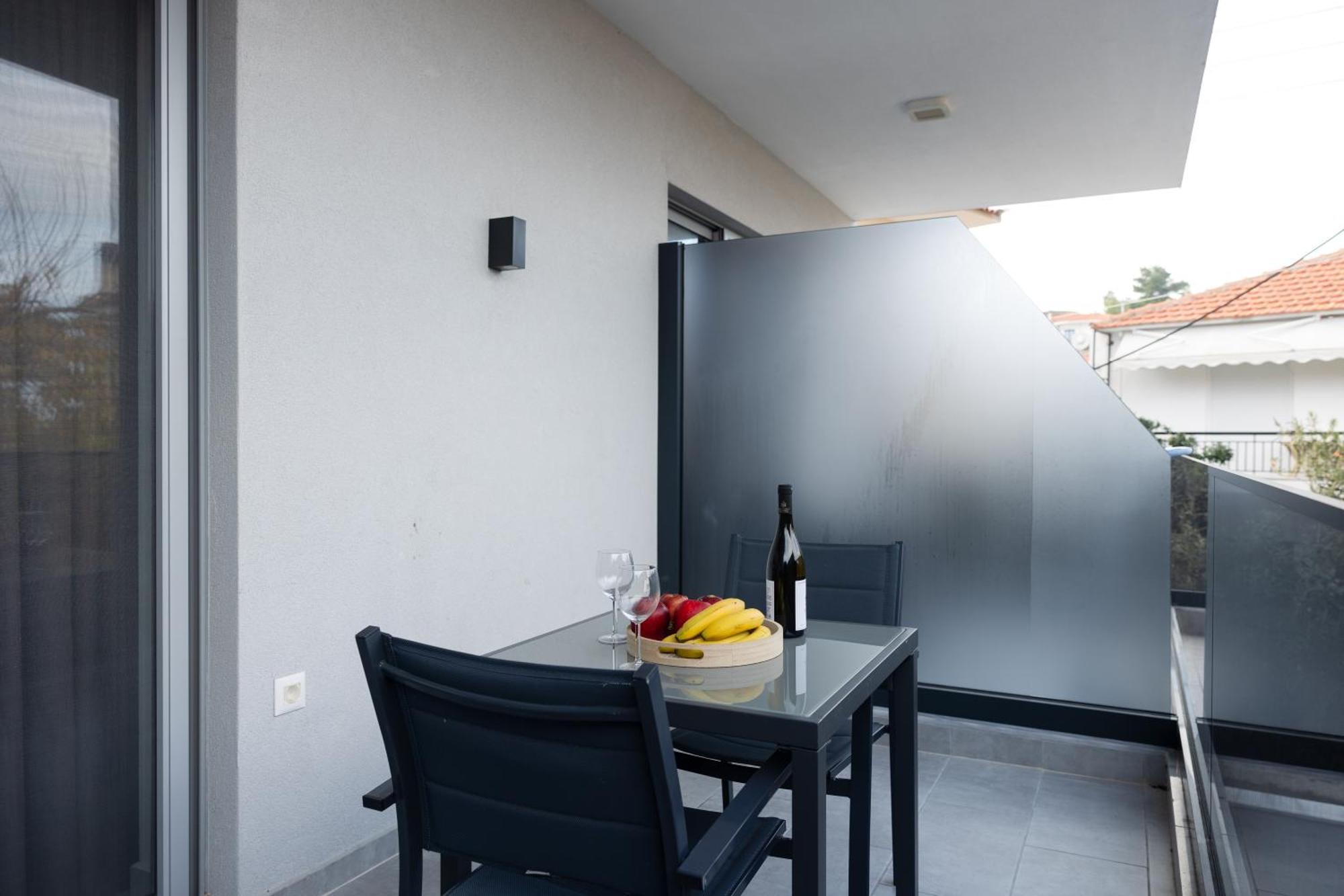 Avgerinos Apartments 波利克罗诺 外观 照片