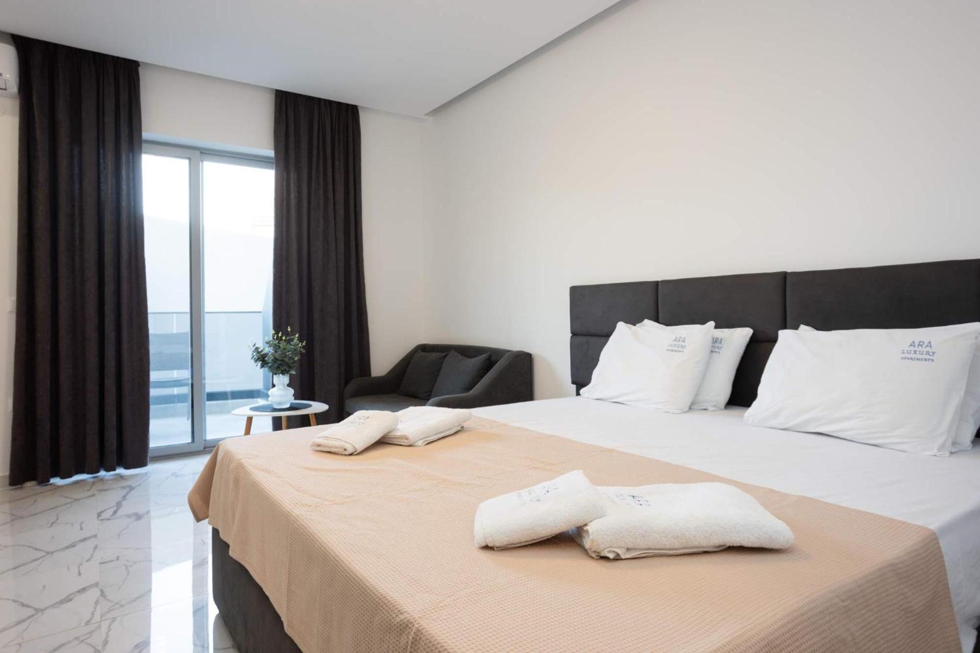 Avgerinos Apartments 波利克罗诺 外观 照片